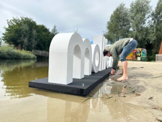 Mollie | piepschuim letters | Van Loon reclame