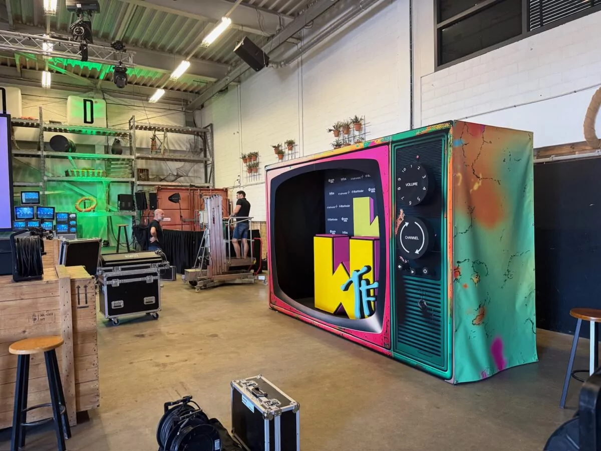 Blow up - 3D TV